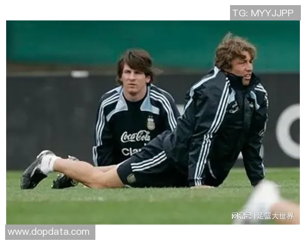 足球圈绰号揭秘：那些球星背后的趣味称谓与故事