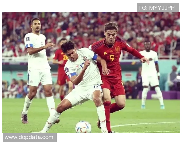 球星与电影交织的足球世界探秘：从银幕到绿茵场的传奇故事