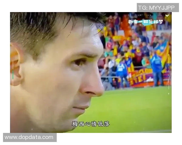 足球始祖的传奇故事与现代足球的演变历程探讨